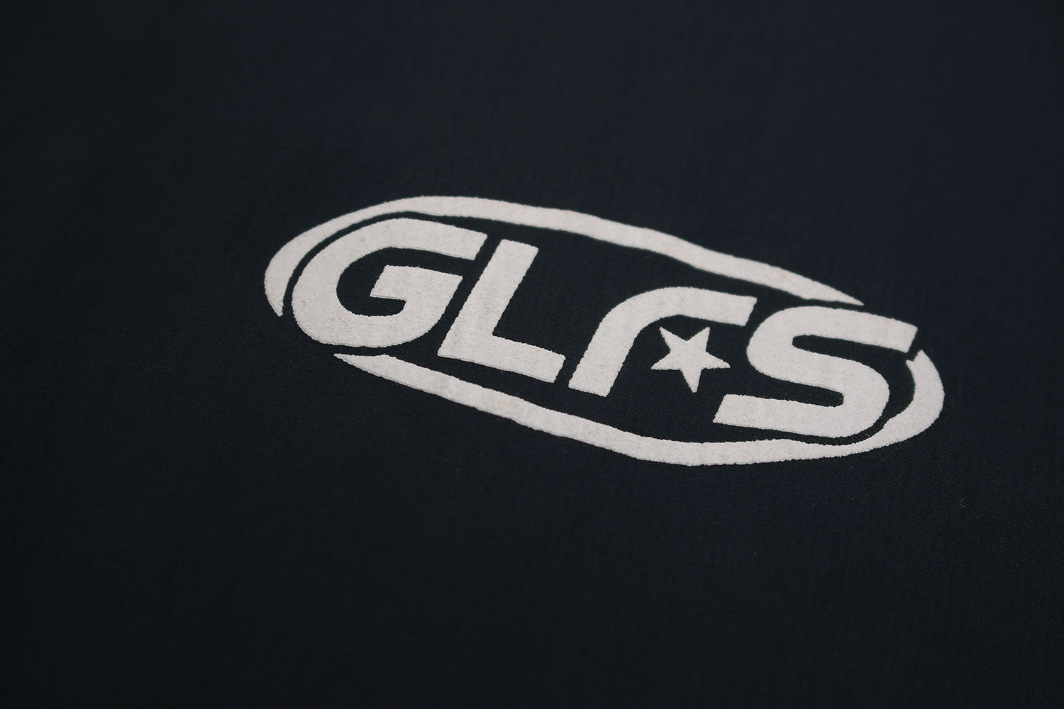 V-Neck Sweatshirt (Grey/Navy) - Unrestricted Shoulder Fit