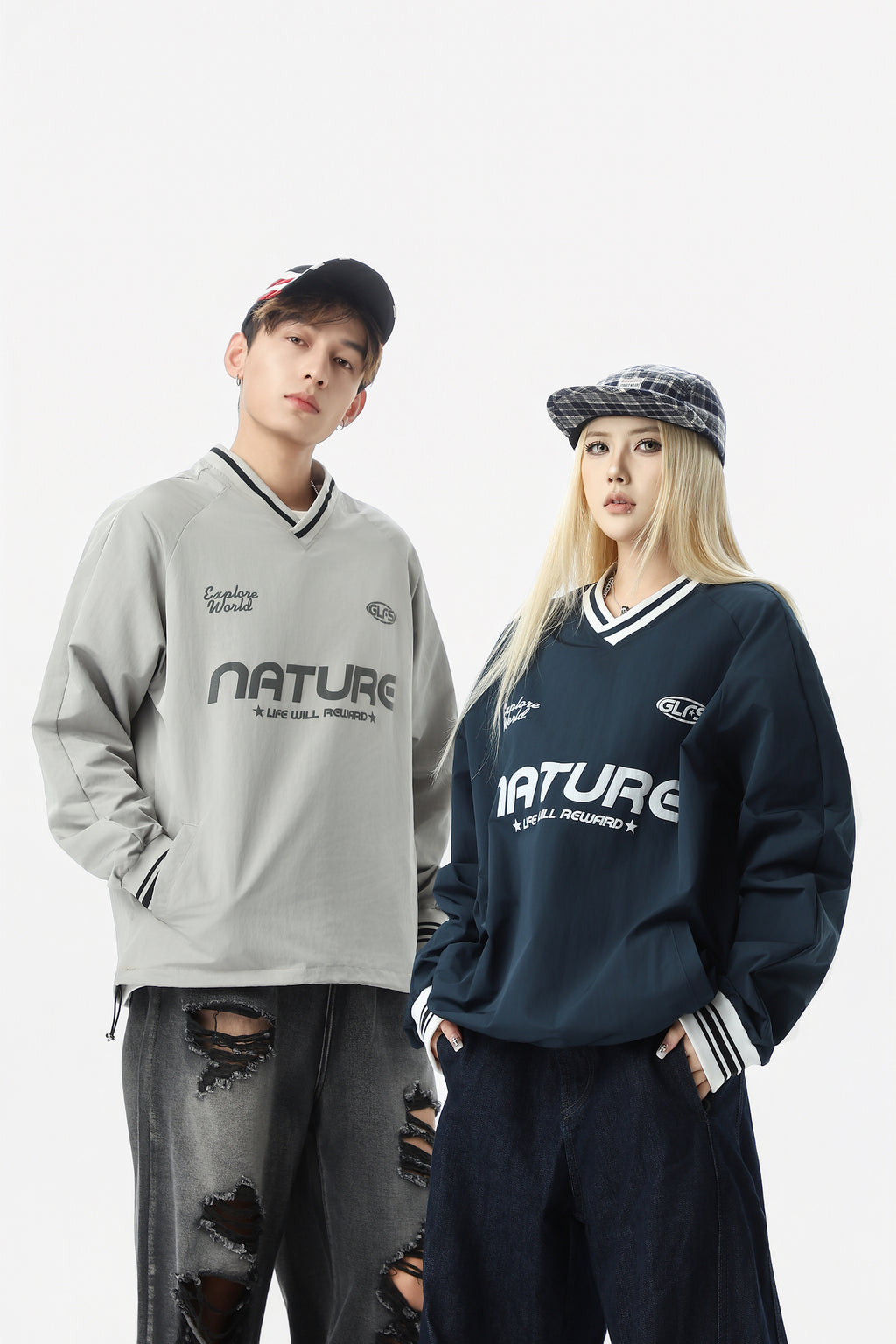 V-Neck Sweatshirt (Grey/Navy) - Unrestricted Shoulder Fit