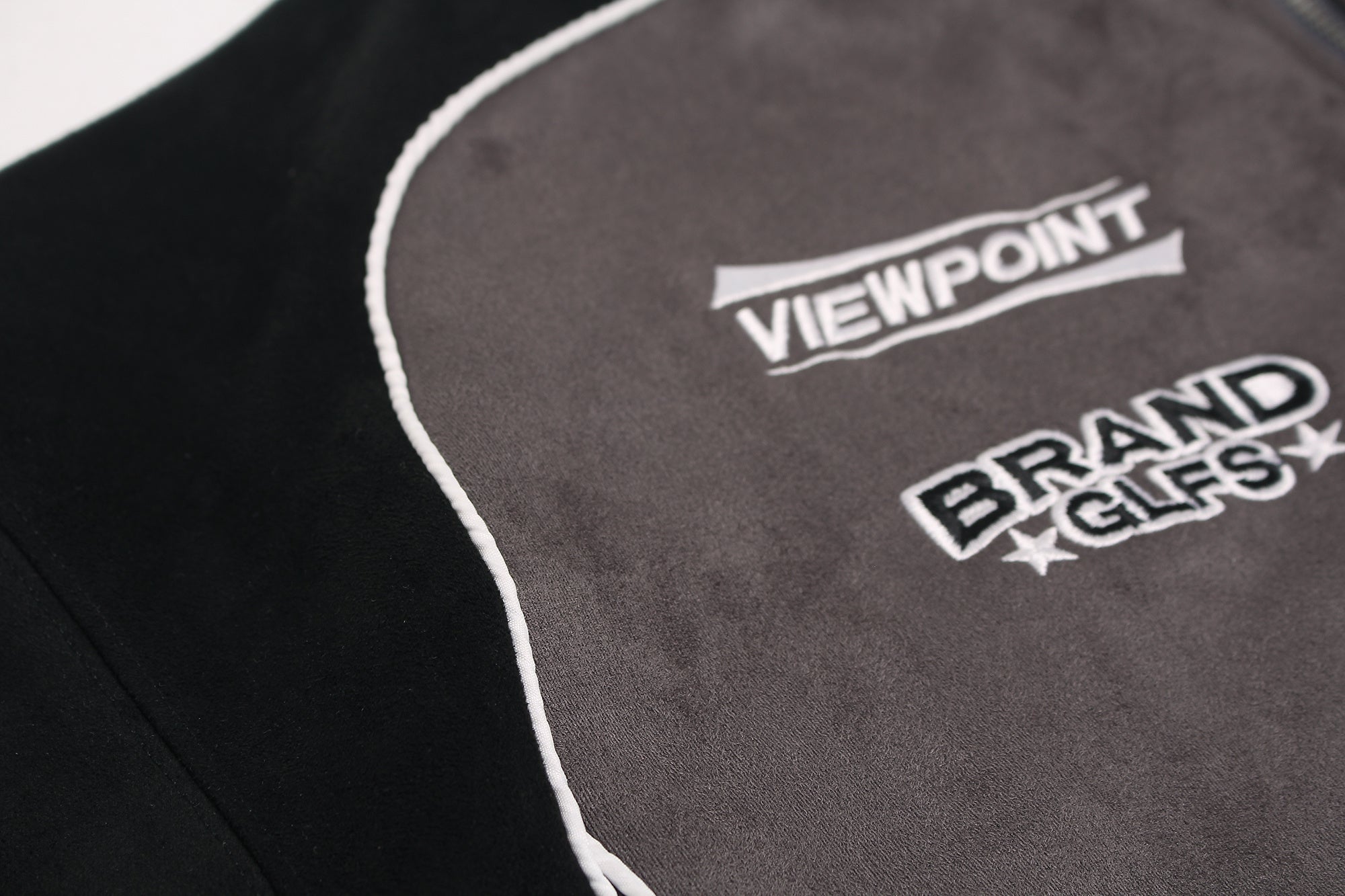 curved-piping-chest-panel-detail